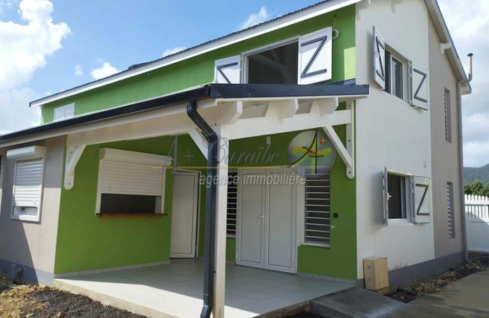 Villa neuve de type 4 pièces - Environnement calme