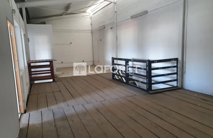 Vente Local commercial 247m² Baillif
