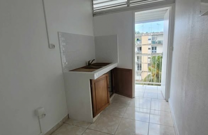 Appartement lumineux idéalement situé