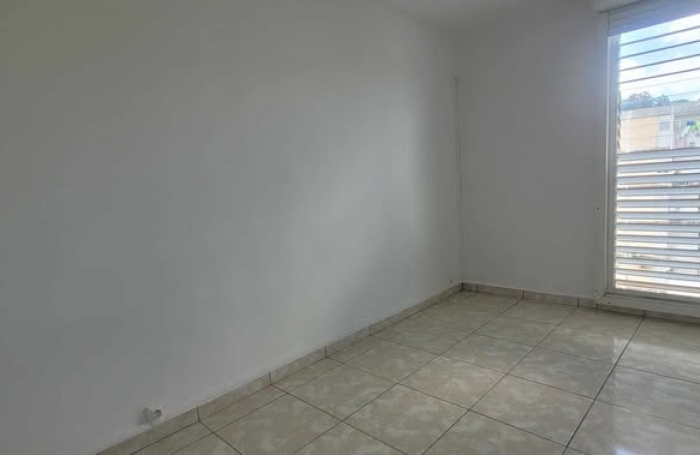 Appartement lumineux idéalement situé