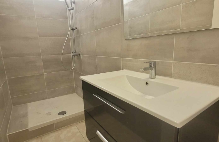 Appartement lumineux idéalement situé