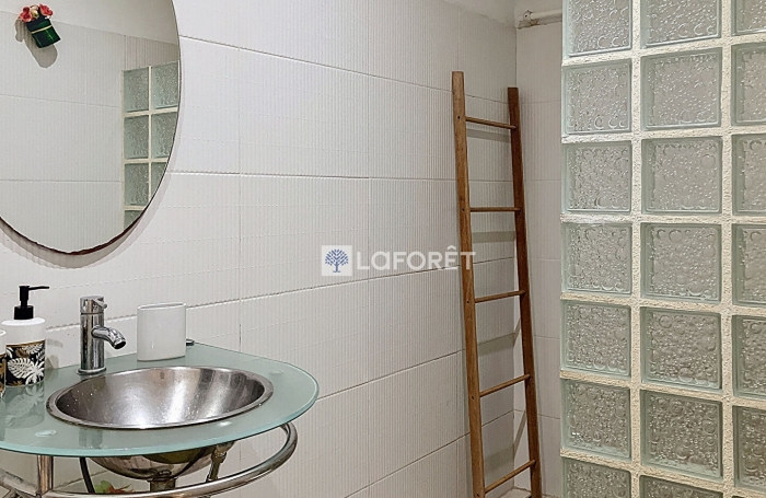 Location Maison 27.5m² 1 pièce Les Abymes