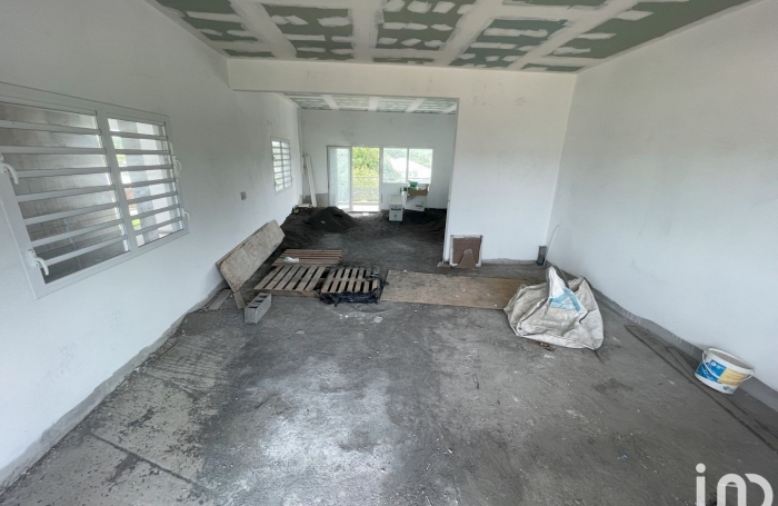 Location Local commercial 67m&sup2; Morne à l'eau