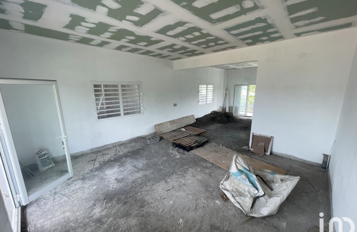 Location Local commercial 67m&sup2; Morne à l'eau