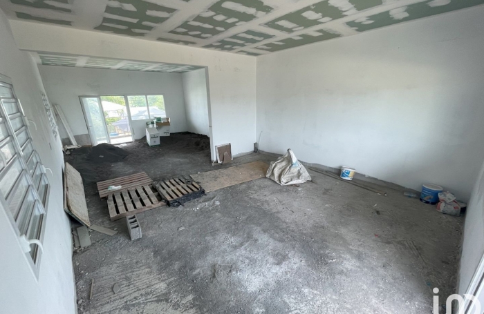 Location Local commercial 67m&sup2; Morne à l'eau
