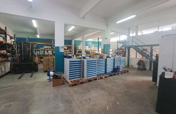 Location Divers 335.47m² Pointe-à-Pitre