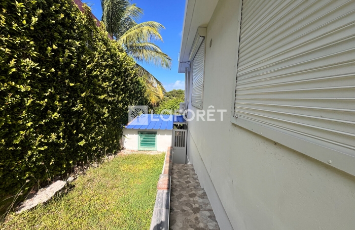 Location Maison 22.17m² 1 pièce Gosier