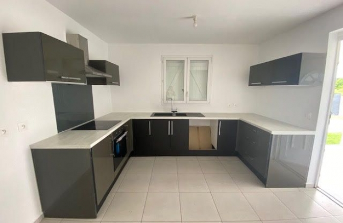 Location Maison 89.59m&sup2; 3 pi&#232;ces Saint François