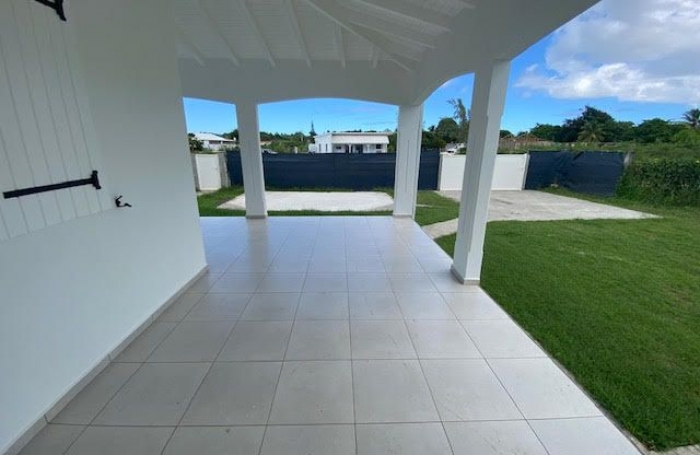 Location Maison 89.59m&sup2; 3 pi&#232;ces Saint François