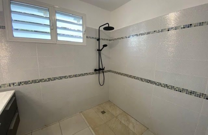 Location Maison 89.59m&sup2; 3 pi&#232;ces Saint François