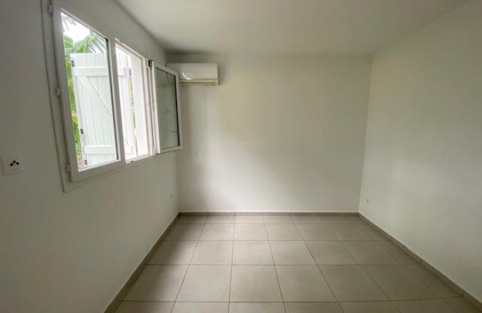 Location Maison 89.59m&sup2; 3 pi&#232;ces Saint François