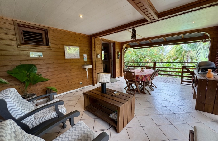 VILLA T3 + MEZZANINE + APPARTEMENT T2 MEUBLE + PISCINE BOUILLANTE