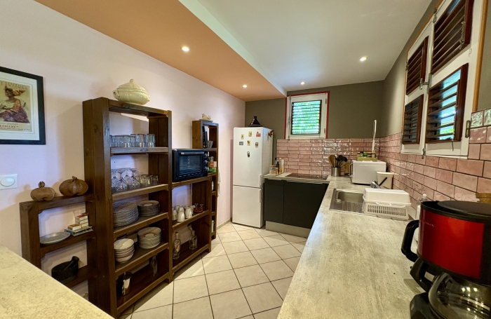 VILLA T3 + MEZZANINE + APPARTEMENT T2 MEUBLE + PISCINE BOUILLANTE