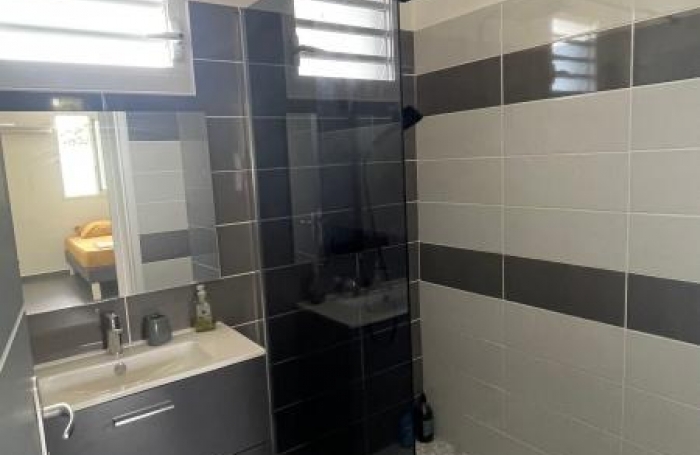 Location Maison 85m&sup2; 4 pi&#232;ces Les Abymes