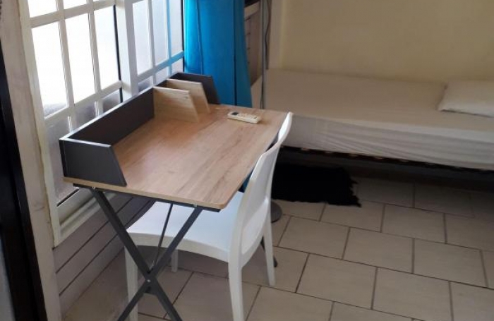 Vente Maison 260m&sup2; 13 pi&#232;ces Basse-Terre