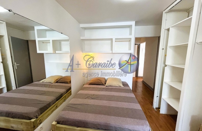 Appartement de type 4 pièces de standing meublé et équipé - Marina - Environnement calme
