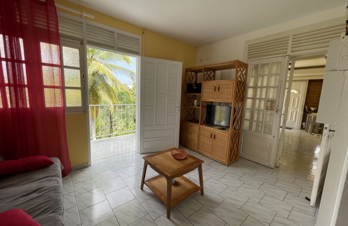 BEL APPARTEMENT T4 AVEC VUE CAMPAGNE