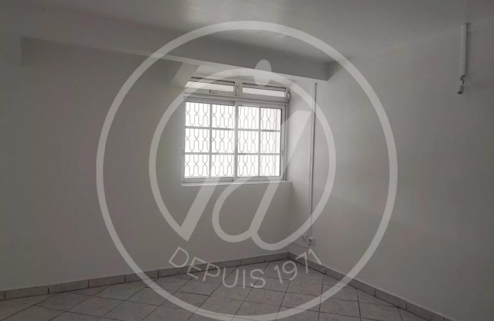 Location Maison 142m&sup2; 4 pi&#232;ces Les Abymes