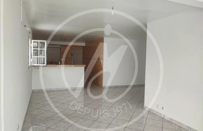 Location Maison 142m&sup2; 4 pi&#232;ces Les Abymes