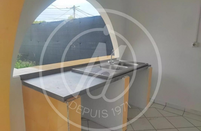 Location Maison 142m&sup2; 4 pi&#232;ces Les Abymes