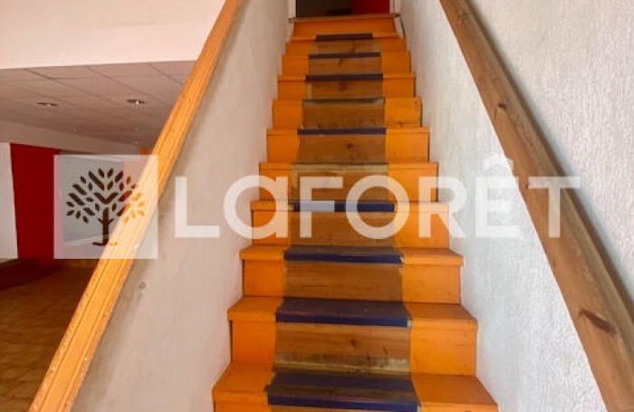 Vente Local commercial 94m² Basse-Terre