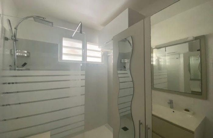 Location Appartement 29m&sup2; 2 pi&#232;ces Saint François