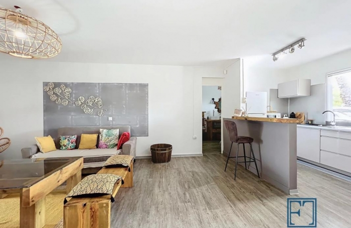 Location Appartement 68m&sup2; 3 pi&#232;ces Saint François
