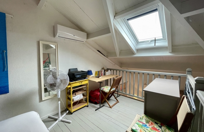 Vue Golf. Duplex meublé et équipé. Grande chambre lumineuse en mezzanine.