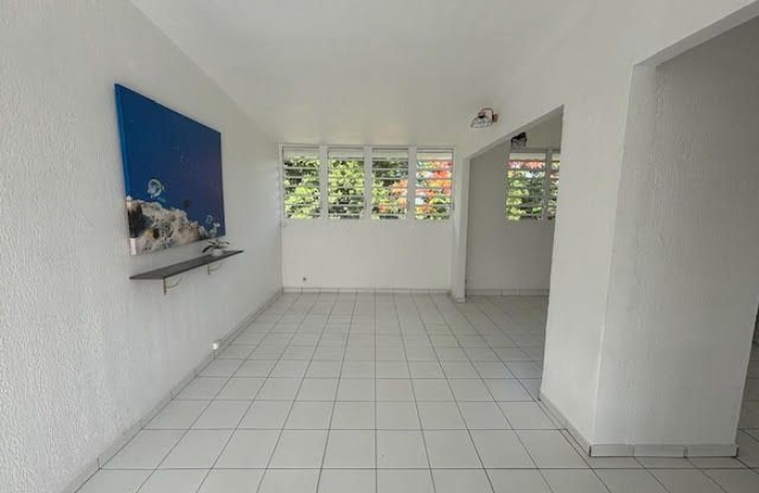 Location Maison 74m&sup2; 4 pi&#232;ces Saint François