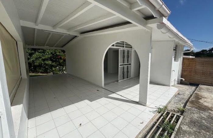 Location Maison 74m&sup2; 4 pi&#232;ces Saint François