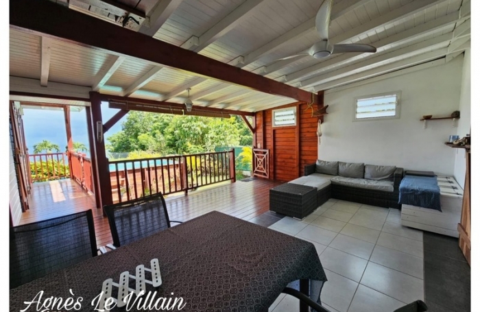 Vente Maison 83m&sup2; 4 pi&#232;ces Bouillante