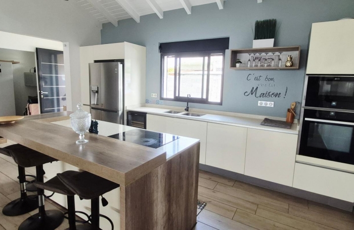 Location Maison 116.1m&sup2; 5 pi&#232;ces Lamentin