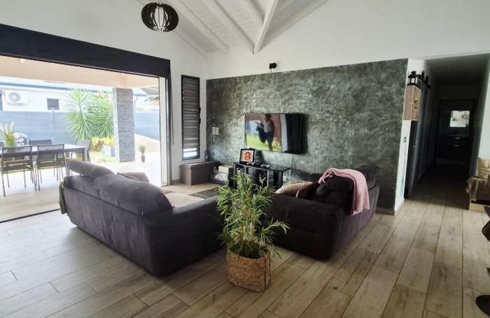 Location Maison 116.1m&sup2; 5 pi&#232;ces Lamentin
