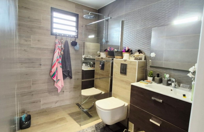 Location Maison 116.1m&sup2; 5 pi&#232;ces Lamentin