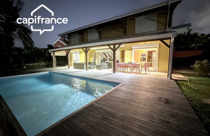 Location Maison 159m&sup2; 5 pi&#232;ces Gosier