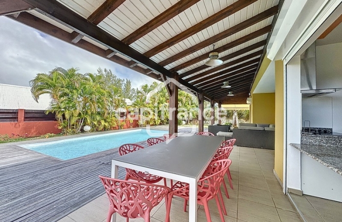 Location Maison 159m&sup2; 5 pi&#232;ces Gosier