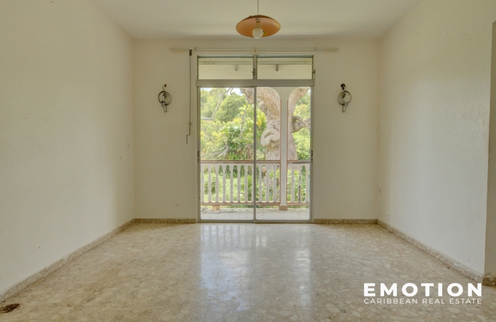 Villa &agrave; T9   &Agrave; R&eacute;nover - Fort potentiel   420 m2 - 2 600 m2 de terrain