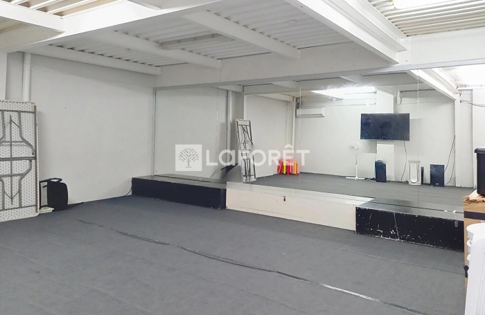 Vente Local commercial 331.14m² Pointe-à-Pitre