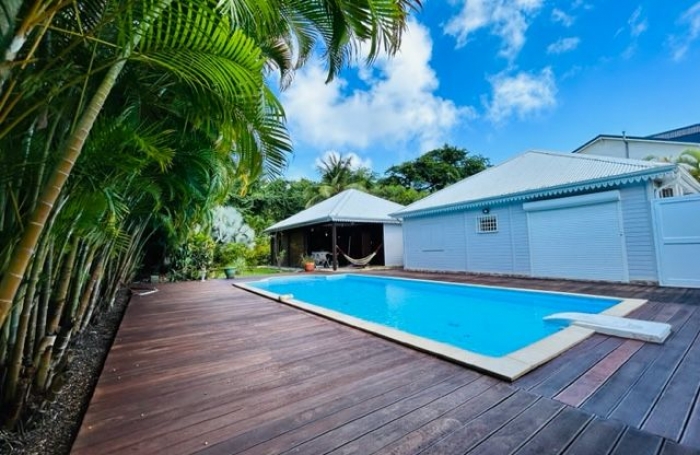 Location Maison 123.01m&sup2; 5 pi&#232;ces Baie Mahault