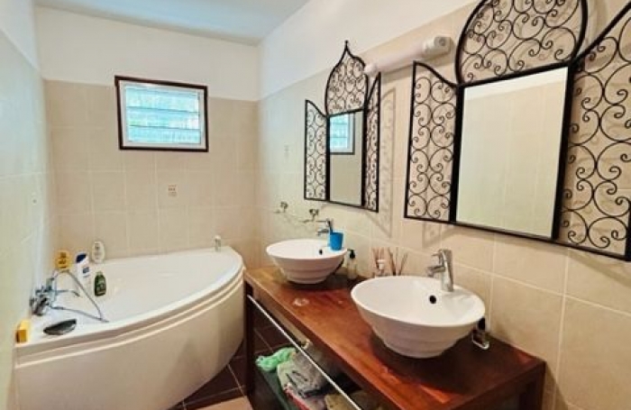 Location Maison 123.01m&sup2; 5 pi&#232;ces Baie Mahault