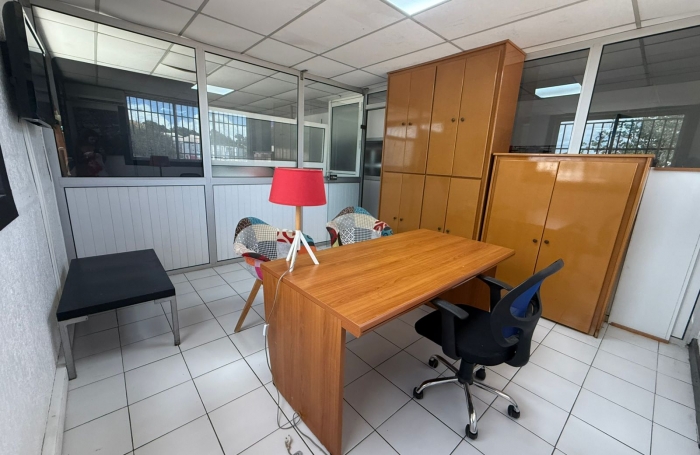 BUREAU A LOUER
