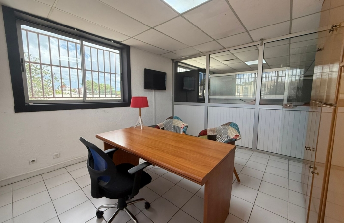 BUREAU A LOUER