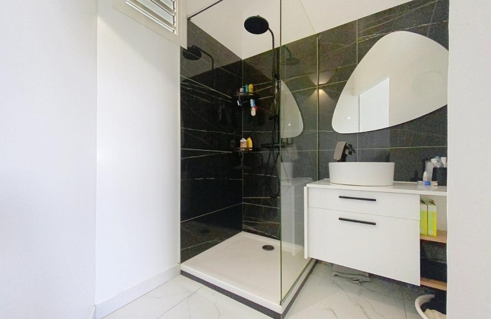 Location Appartement 48.6m² 2 pièces Baie Mahault