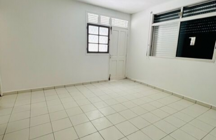 Location Maison 150m&sup2; 5 pi&#232;ces Gosier