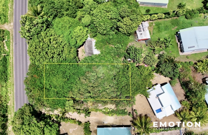 Terrain constructible de 640 m2 - SAINT FRANÇOIS