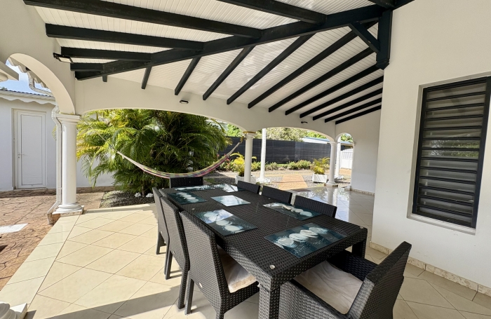 MAGNIFIQUE VILLA T5 MEUBLEE + GARAGE LAMENTIN