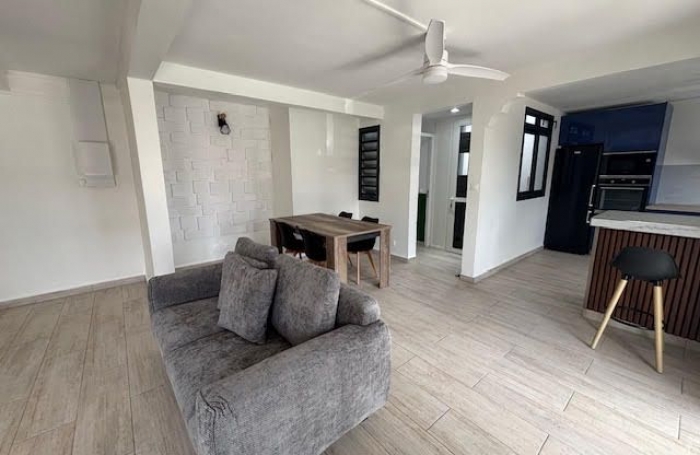 Location Appartement 92m&sup2; 3 pi&#232;ces Le Moule