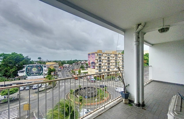 Location Appartement 105m² 5 pièces Pointe-à-Pitre