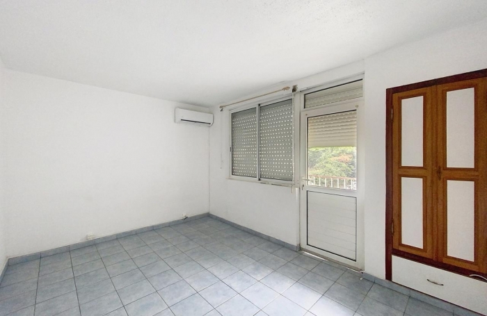 Location Appartement 105m² 5 pièces Pointe-à-Pitre