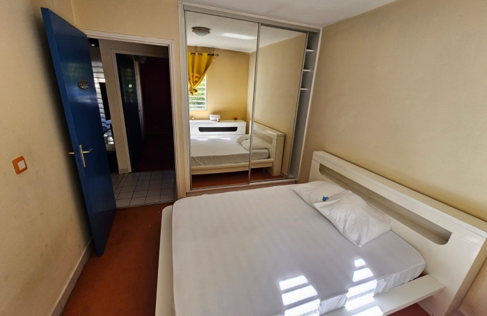 BEL APPARTEMENT T4 A BEL AIR DESROZIERE